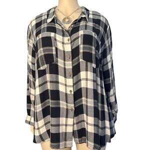 AVA & VIV  Oversized Long Sleeve Shirt Size 4X in Black and White Plaid NWT